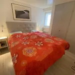 Residences Kandahar 아파트 *